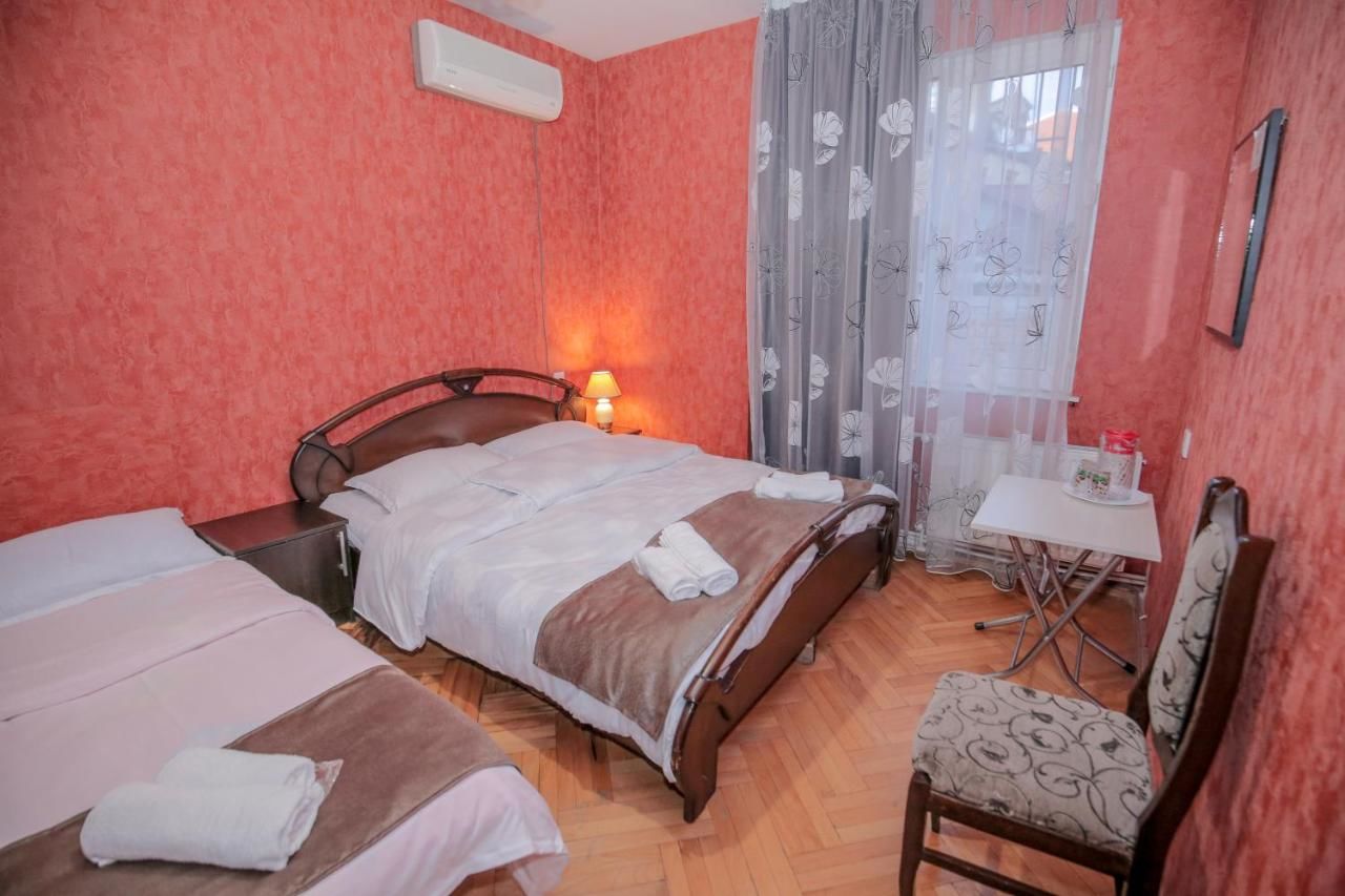Гостевой дом Family Hotel Laba Тбилиси-17