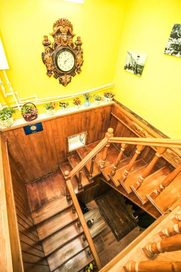 Гостевой дом Family Hotel Laba Тбилиси-24