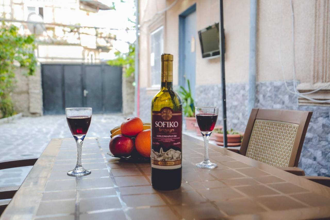 Гостевой дом Family Hotel Laba Тбилиси-35