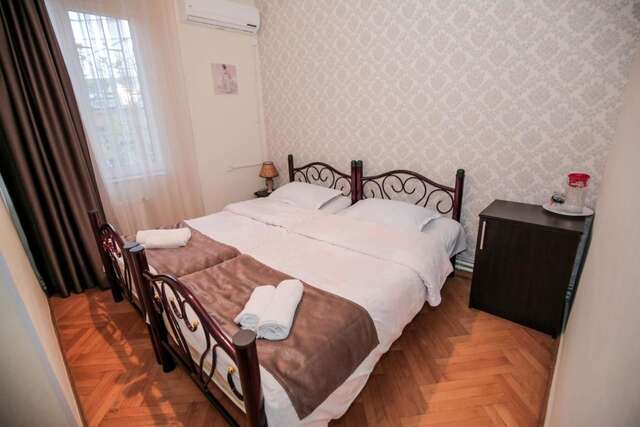 Гостевой дом Family Hotel Laba Тбилиси-3