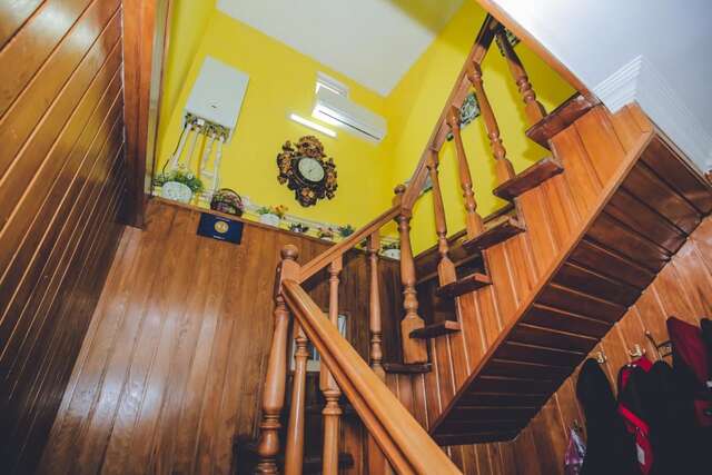 Гостевой дом Family Hotel Laba Тбилиси-25