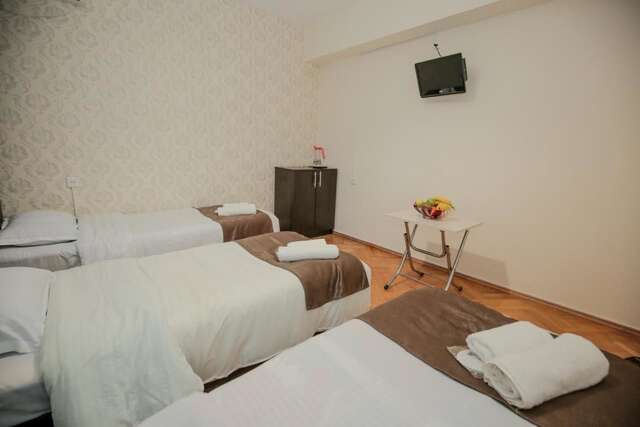 Гостевой дом Family Hotel Laba Тбилиси-7